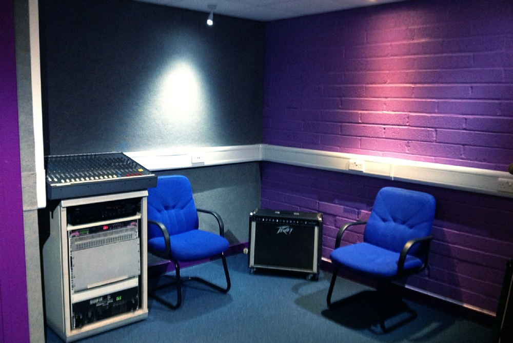 Blue Room Big Picture 2