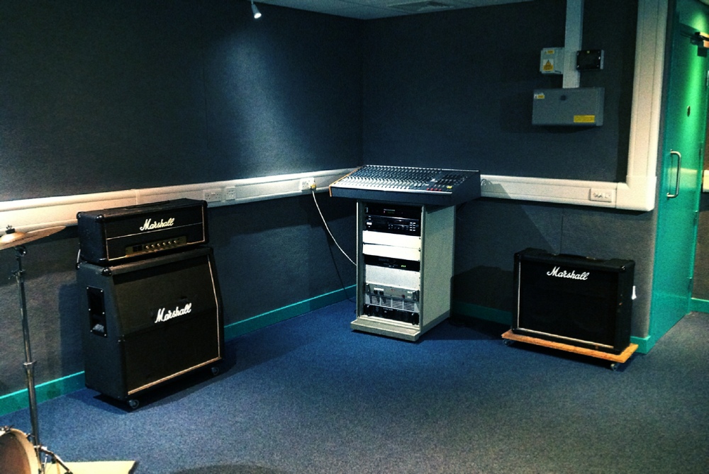Green Room Big Picture 2